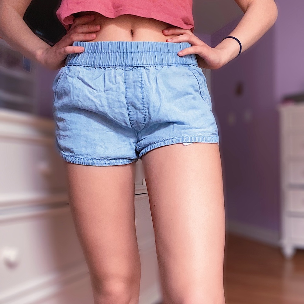 AE shorts